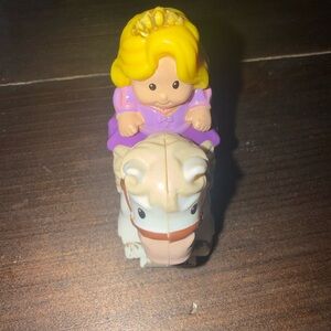 Fisher Price Little People Klip Klop Rapunzel Horse